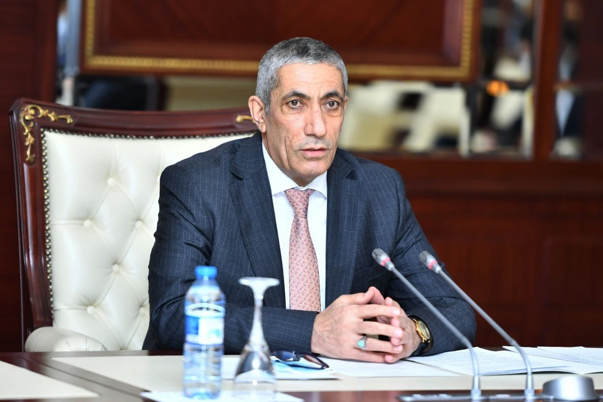 Siyavuş Novruzov: “Erməni keşiş efirdən deyir ki, Azərbaycan tərəfdən cinlər savaşıb”