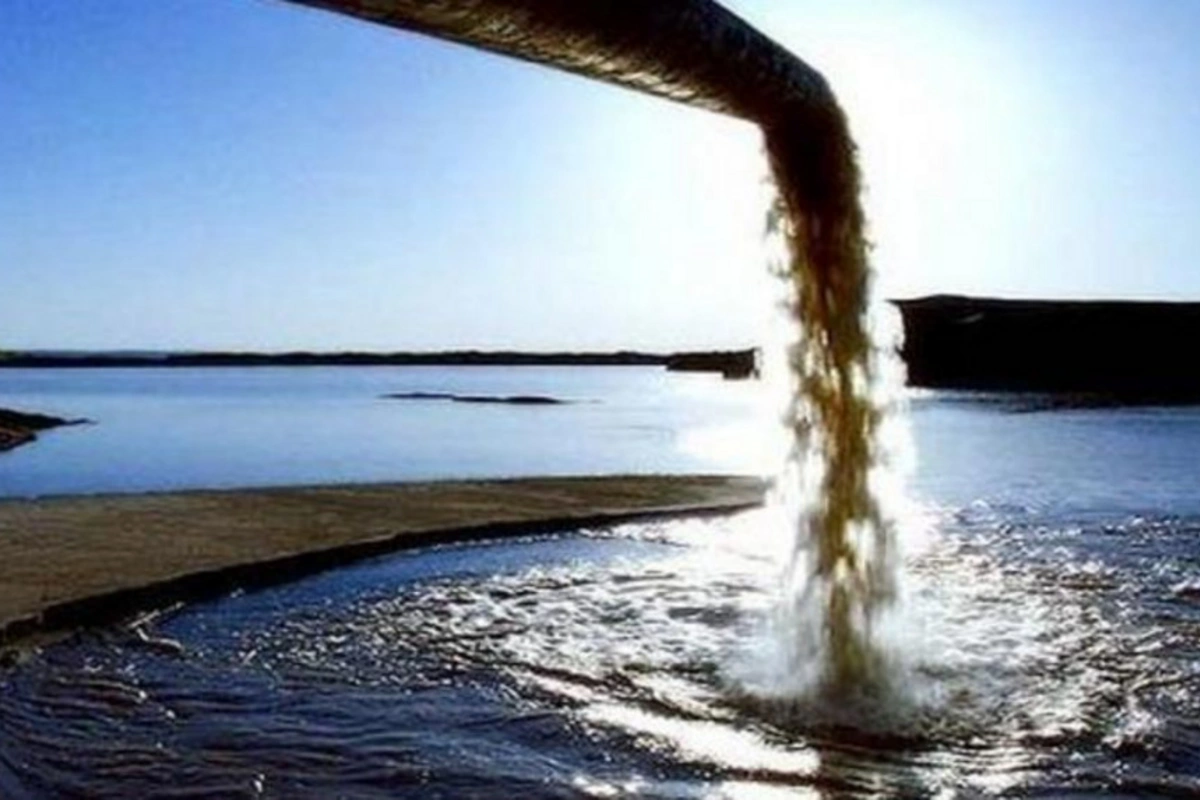Nazirlik rəsmisi çirkab sularına görə “Azərsu”yu tənqid etdi