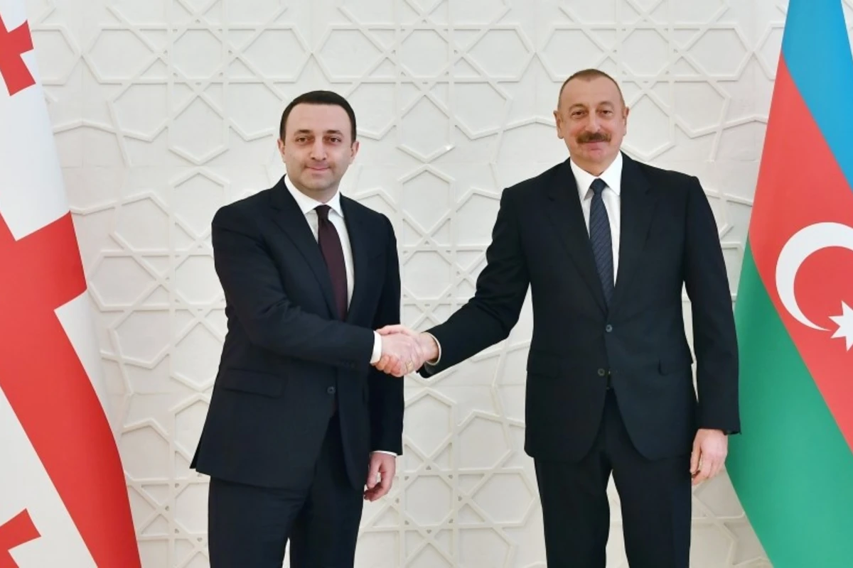 İlham Əliyev: Azərbaycan Gürcüstan iqtisadiyyatında ən böyük investorlardan biri olmağa davam edir İlham Əliyev: Azərbaycan Gürcüstan iqtisadiyyatında ən böyük investorlardan biri olmağa davam edir