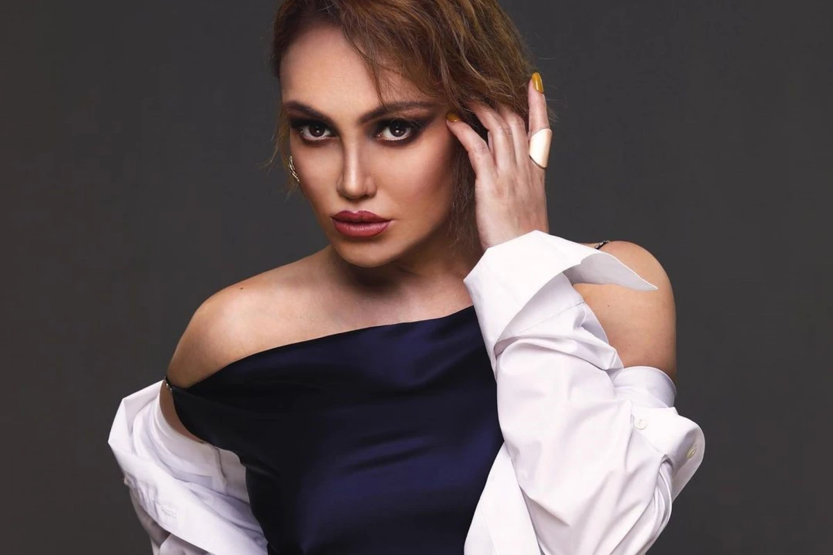 Nura Suri qabırğasını çıxartdırıb