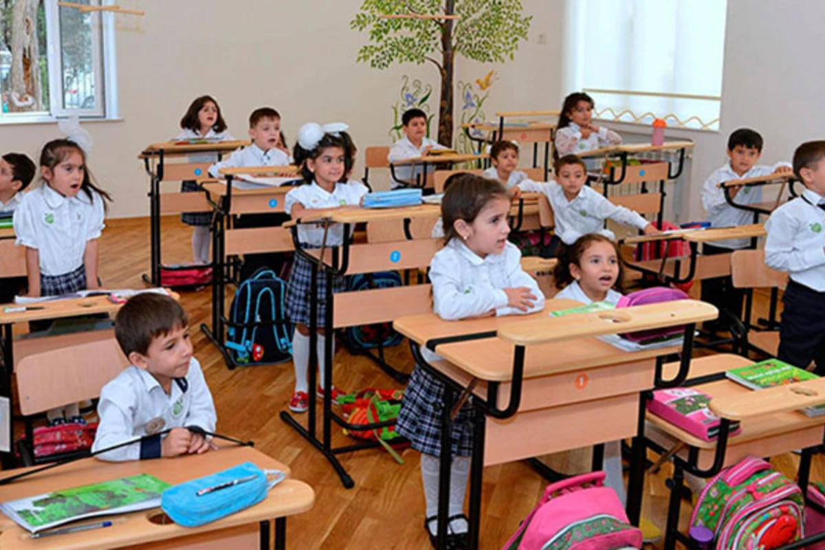Əyani tədrisin bərpa olunduğu şəhərlərdə dərslərin keçirilmə forması AÇIQLANDI