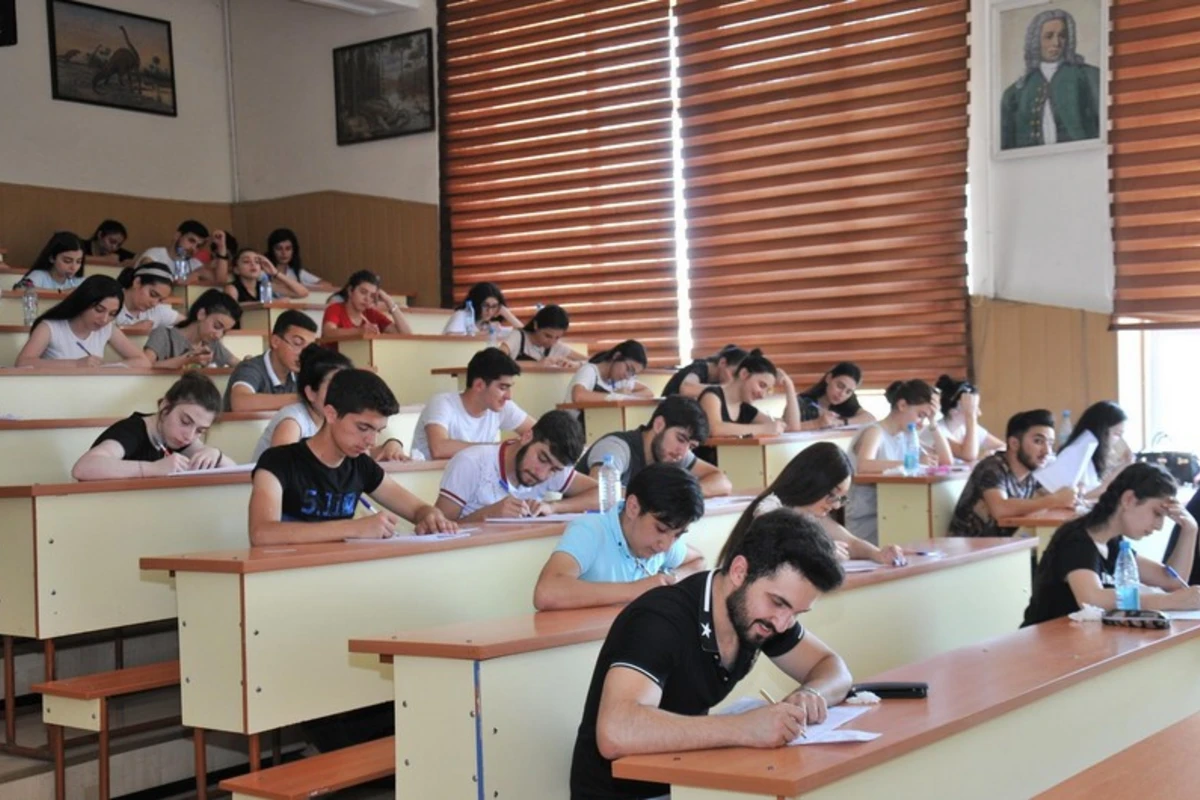 Emin Əmrullayev: Hər il üç faizə yaxın tələbə univeristetlərdən xaric olunur Emin Əmrullayev: Hər il üç faizə yaxın tələbə univeristetlərdən xaric olunur