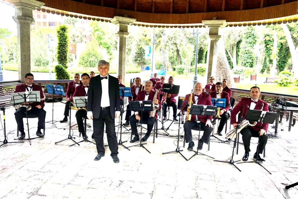 Bakı Dövlət Sirkinin orkestr heyətinin səyyar çıxışı baş tutub