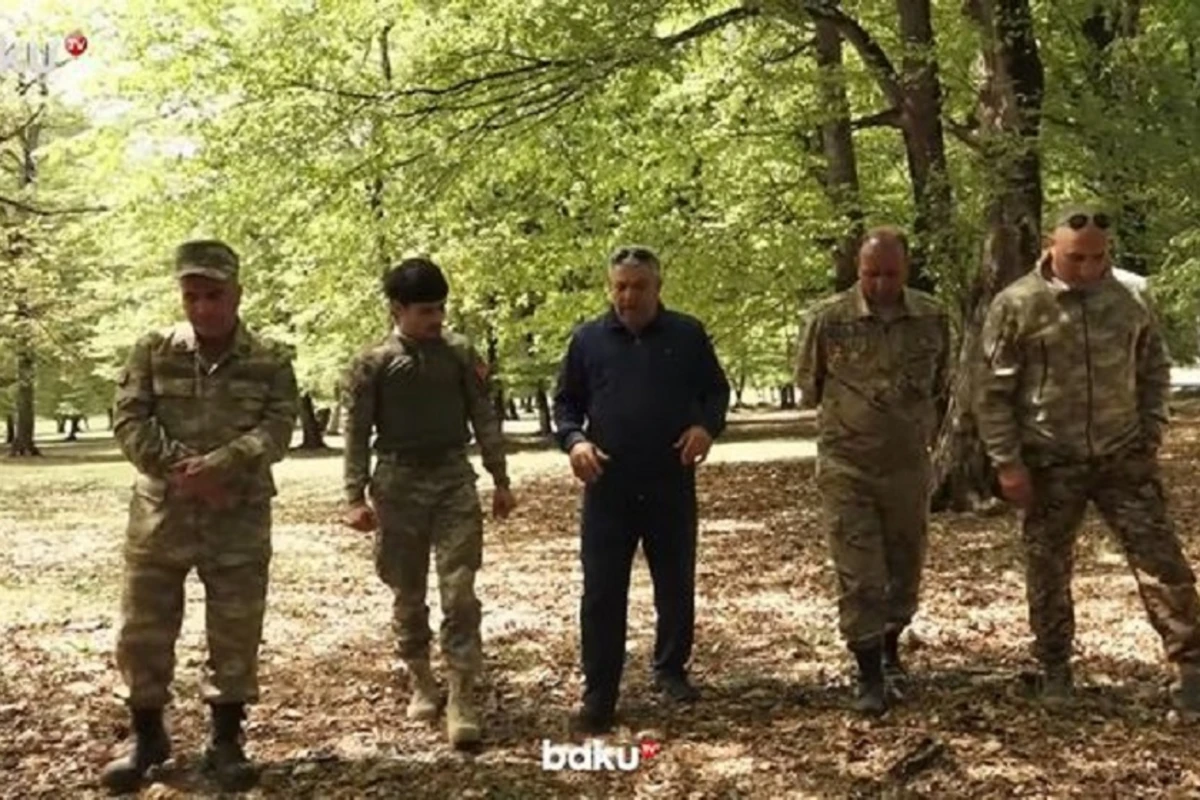 Laçına birinci girib, oğlu ilə birlikdə minaya düşən komandir - VİDEO Laçına birinci girib, oğlu ilə birlikdə minaya düşən komandir - VİDEO