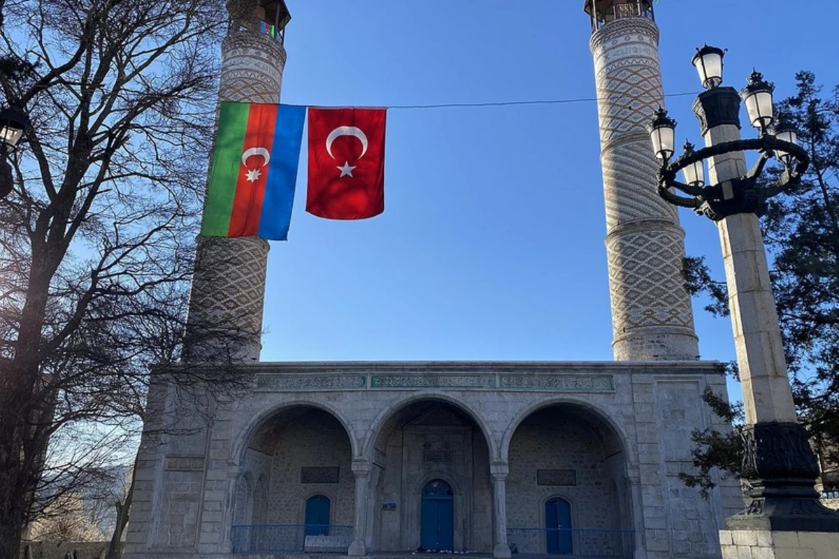 Allahşükür Paşazadə: Şuşa məscidində şiə və sünni qardaşlarımız birlikdə ibadət etdilər