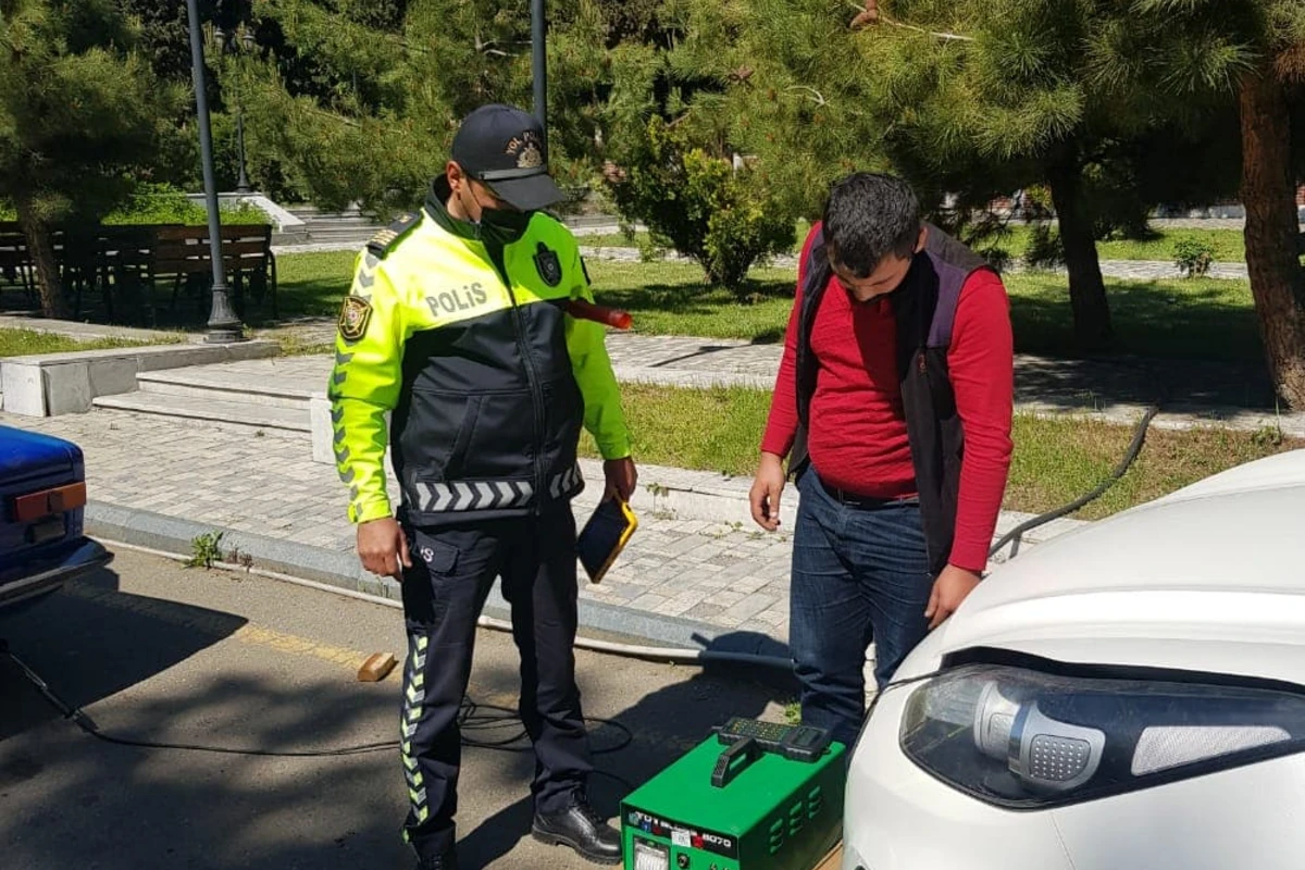 DYP Daşkəsəndə 15 sürücünü məsuliyyətə cəlb etdi - FOTO DYP Daşkəsəndə 15 sürücünü məsuliyyətə cəlb etdi - FOTO