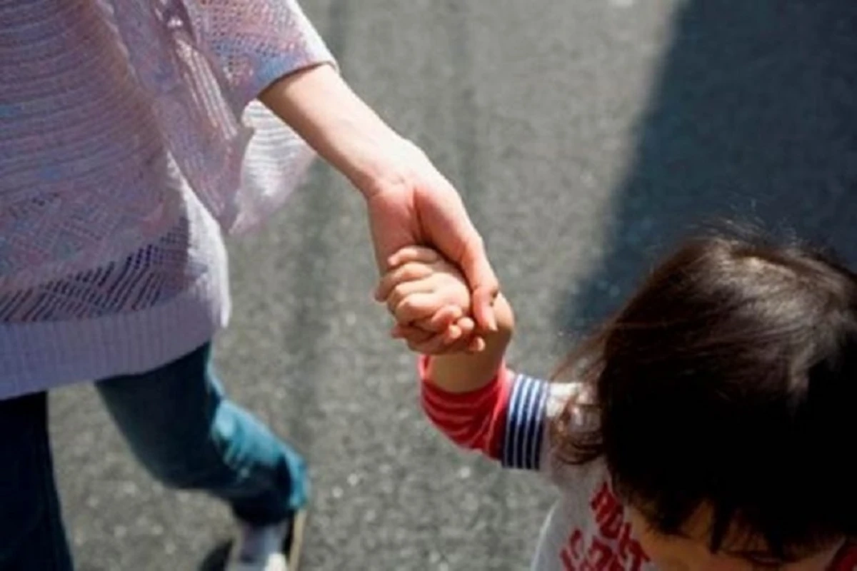 Azərbaycanda ana övladı ilə birlikdə itkin düşüb - FOTO
