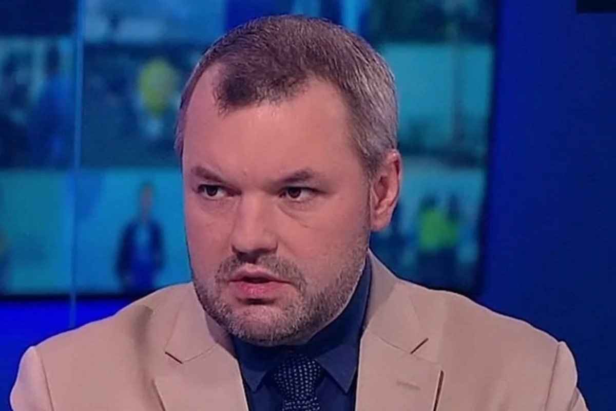 Дмитрий Солонников: Ереван пытается сделать хорошую мину при плохой игре - ИНТЕРВЬЮ