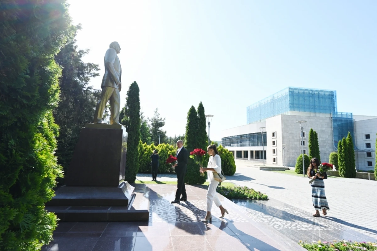 Президент Ильхам Алиев прибыл в Габалинский район - ФОТО
