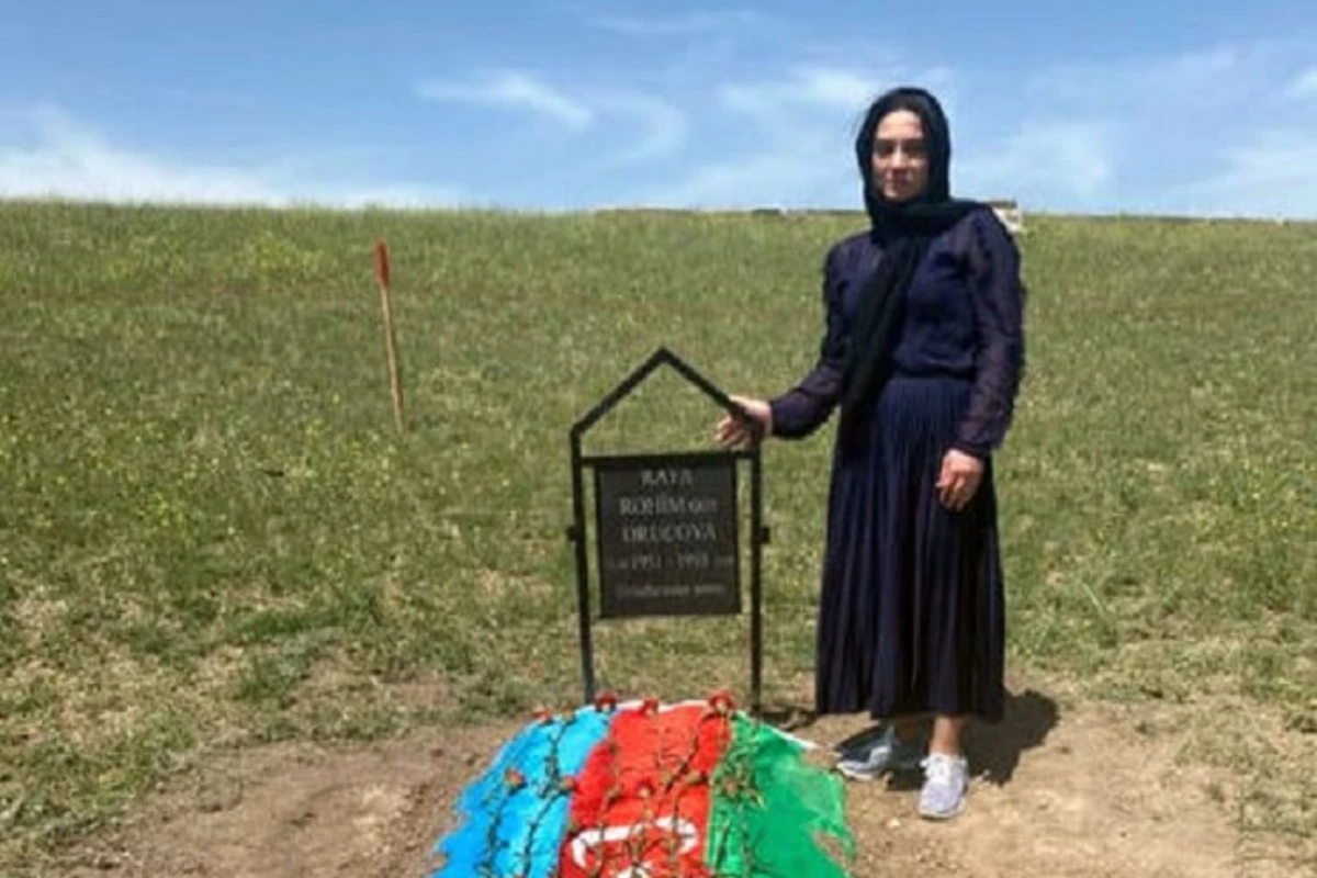 Raquf Orucovun anasının məzarı tapıldı - FOTO