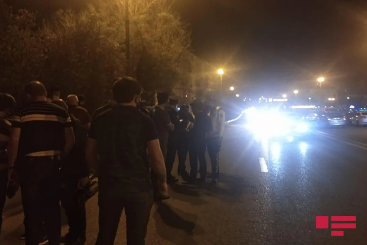 В Баку сбитого пешехода переехал другой автомобиль - ВИДЕО