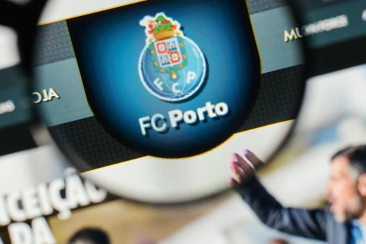 Koronavirusa yoluxan futbolçunu gizlətdiyi üçün “Portu”nun bazasında axtarışlar aparıldı