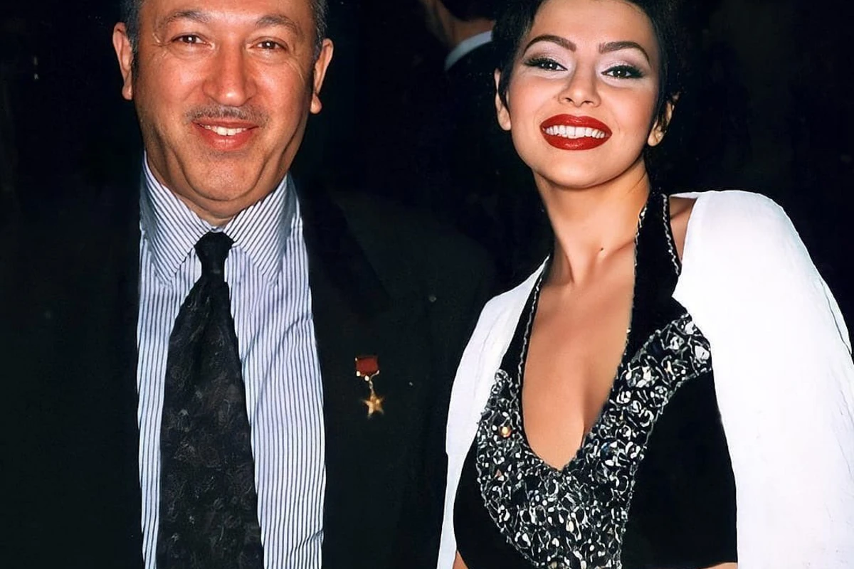Aygün Kazımovadan Tahir Salahovla bağlı paylaşım - FOTO