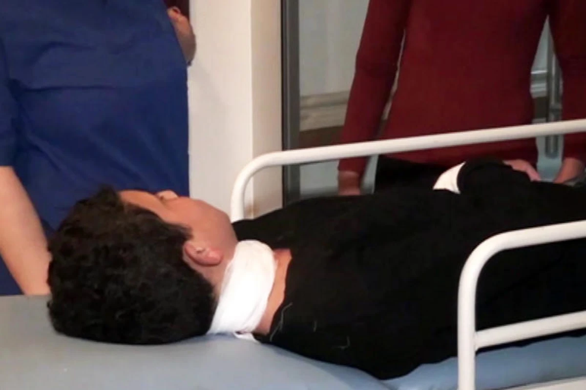 Müayinə üçün tibb müəsissəsinə getdi, boğazı kəsildi