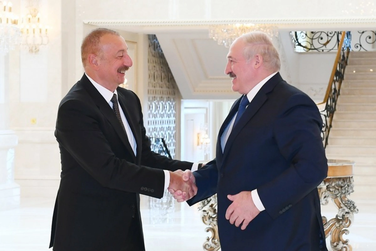 Azərbaycan və Belarus prezidentləri Ermənistanla sərhəddəki vəziyyəti müzakirə edib