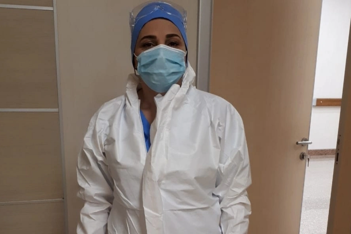 COVID-19-la mübarizə aparan həkimin narazılığı: Mən 430 manat maaş alıram