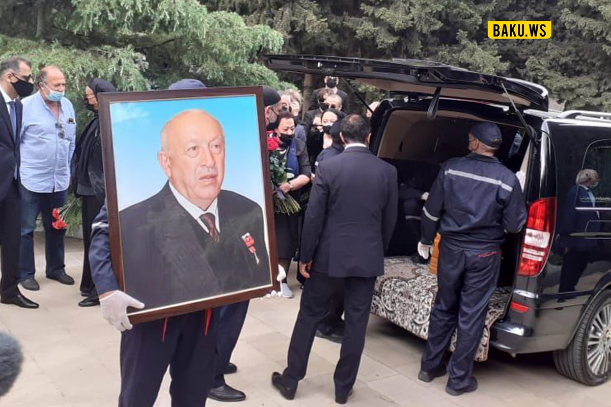 Tahir Salahov I Fəxri Xiyabanda dəfn olunub - VIDEO