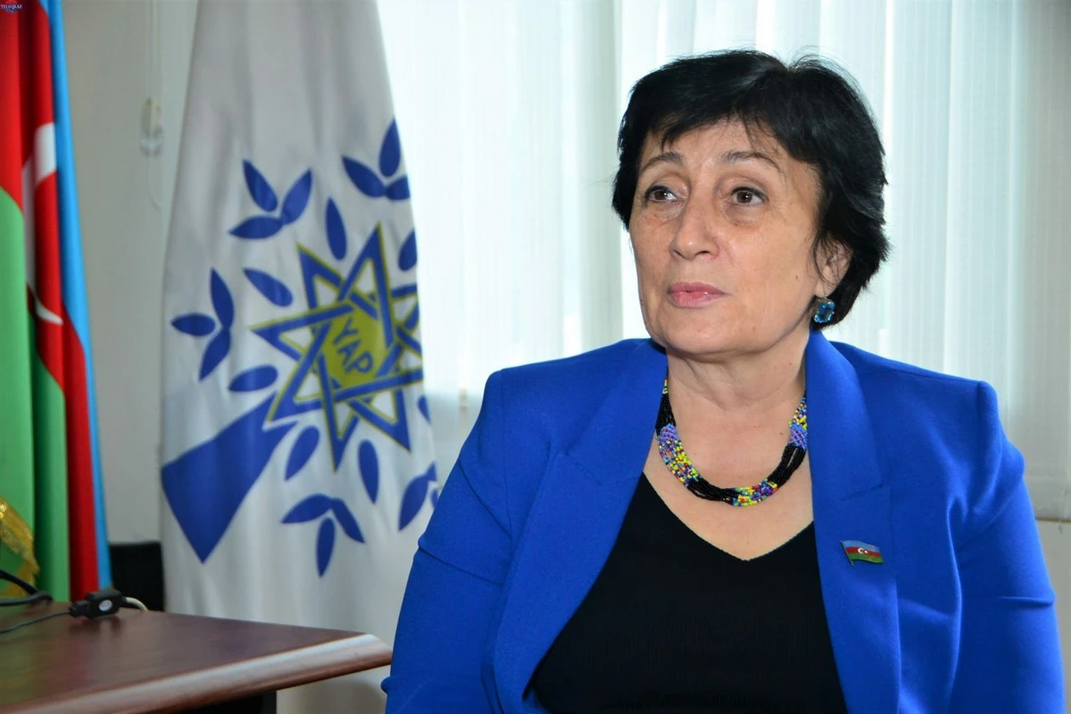 Azərbaycanda Analar gününün qeyd olunması təklif edilir Azərbaycanda Analar gününün qeyd olunması təklif edilir