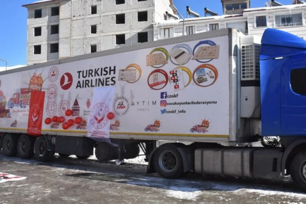Türkiyədən Vətən müharibəsi şəhidlərinin övladları üçün 1 TIR hədiyyə KARVANI - VİDEO