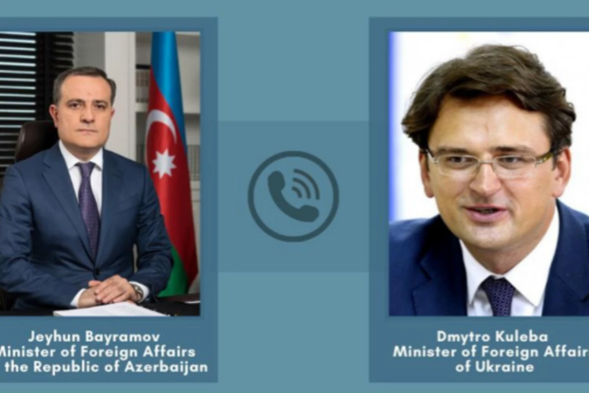 Ceyhun Bayramov ukraynalı həmkarı ilə danışdı
