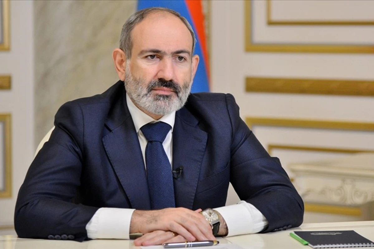 Пашинян: Армения готова отвести назад свои войска на границе с Азербайджаном