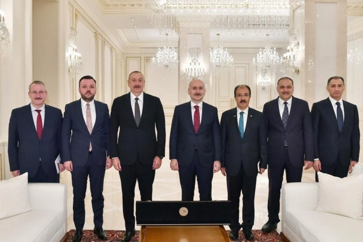 Adil Karaismailoğlu: Naxçıvan-Qars layihələrini yekunlaşdırmışdıq