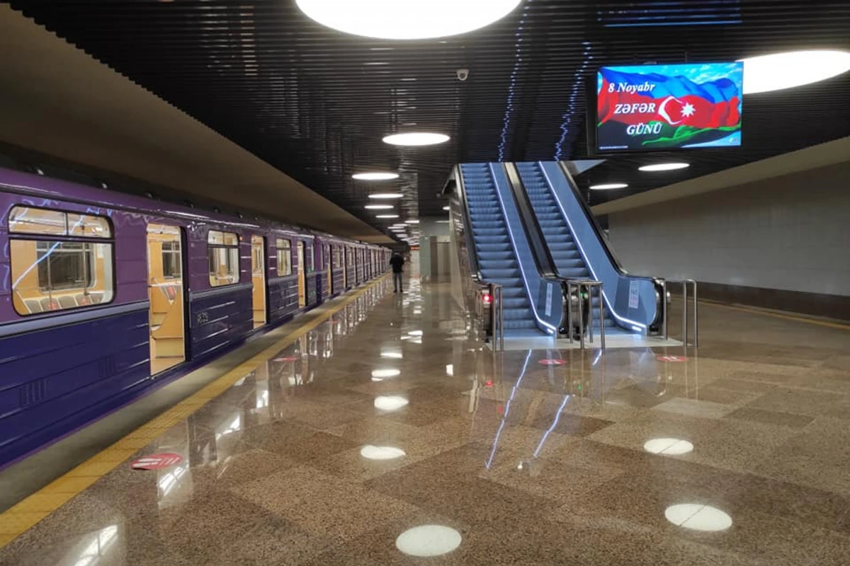 Metro 7 ay sonra fəaliyyətini bərpa etdi - FOTO