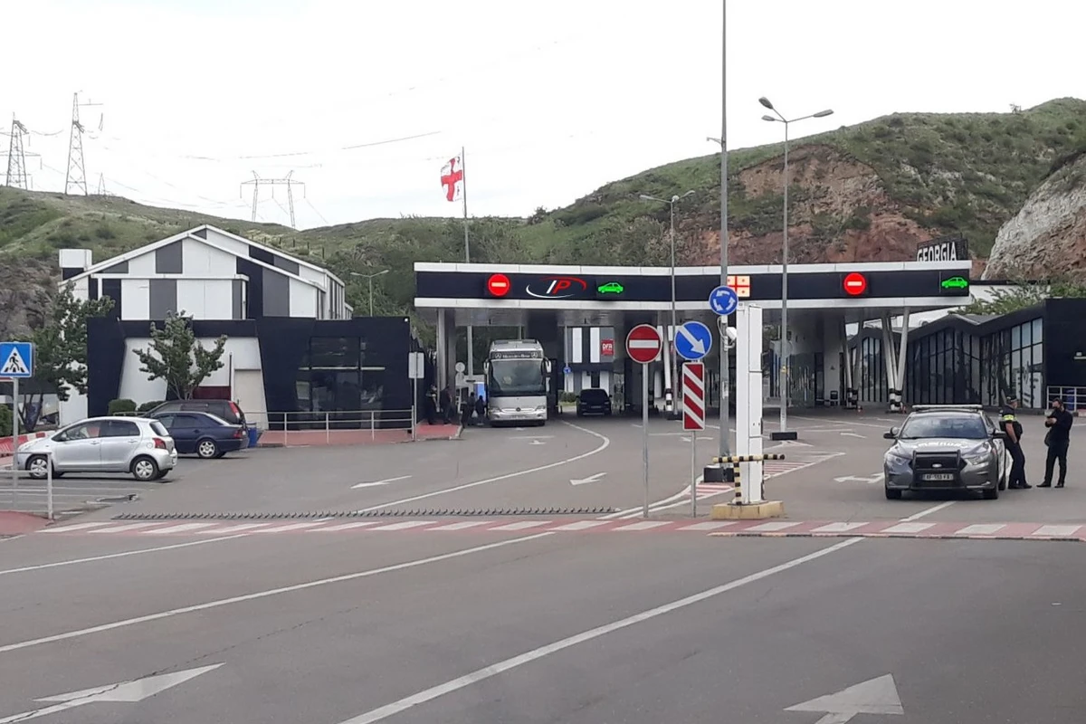 Gürcüstan Azərbaycanla quru sərhədlərini açdı - səfər etmək üçün nələr lazımdır?