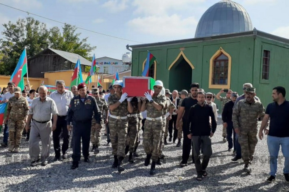 Vətən müharibəsinin şəhidi dəfn olunub - FOTO
