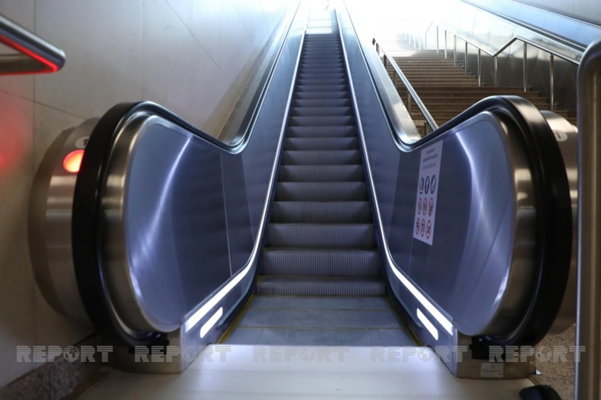 Bakı metrosunda təhlükəli anlar