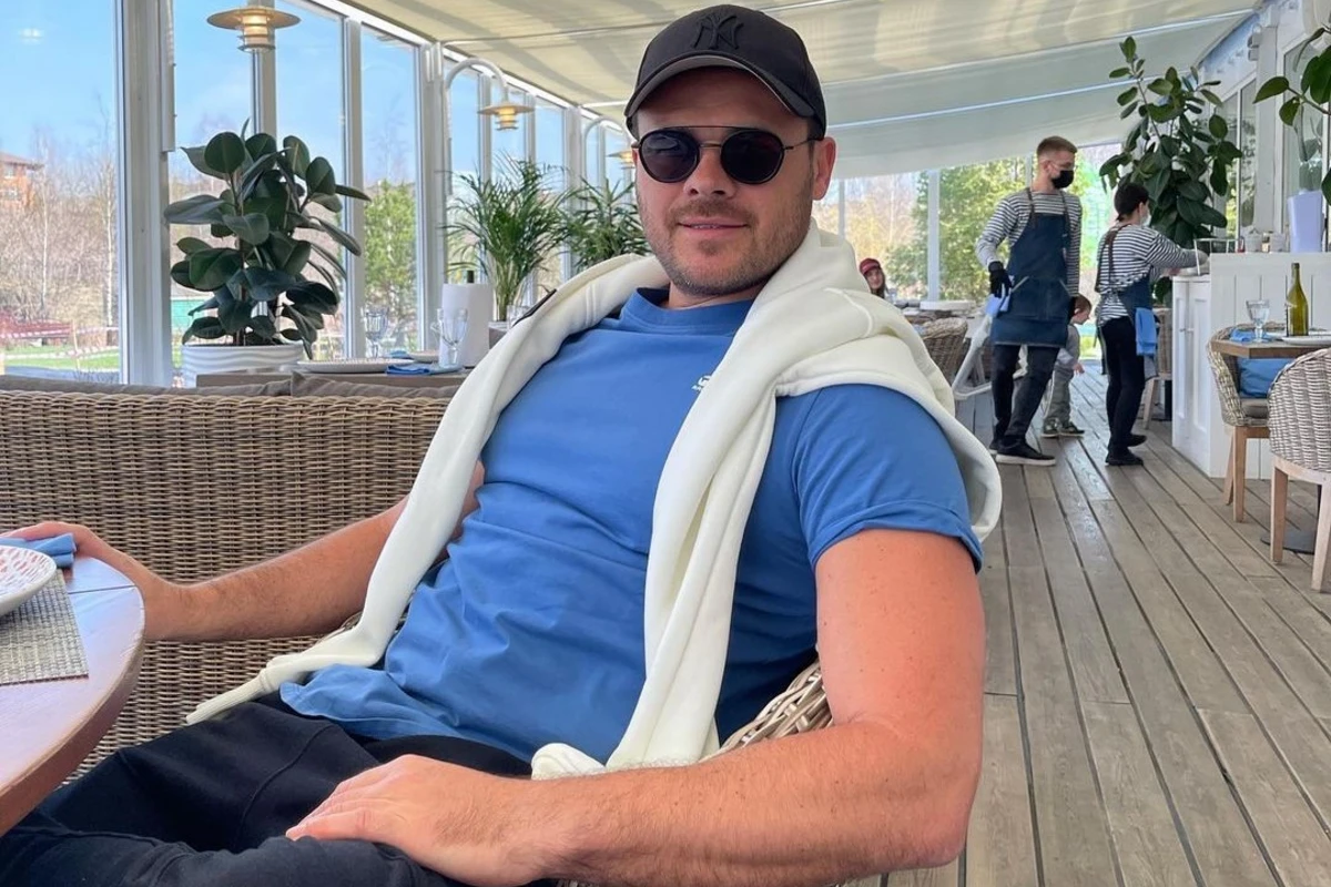 Emin Ağalarovun uşaqlıq arzusu olan maşın - FOTO Emin Ağalarovun uşaqlıq arzusu olan maşın - FOTO