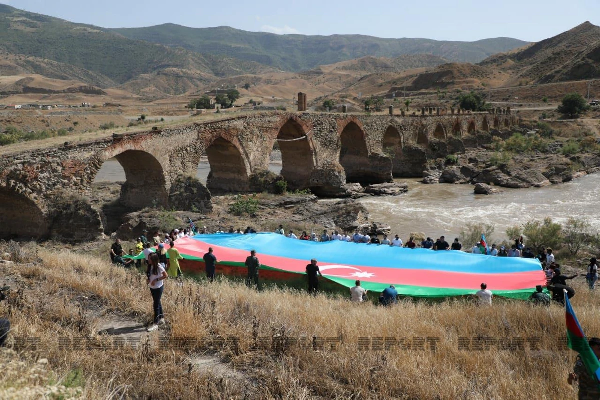 Azərbaycanda təhsil alan əcnəbi tələbələr Cəbrayıl və Füzulidə olublar - FOTO