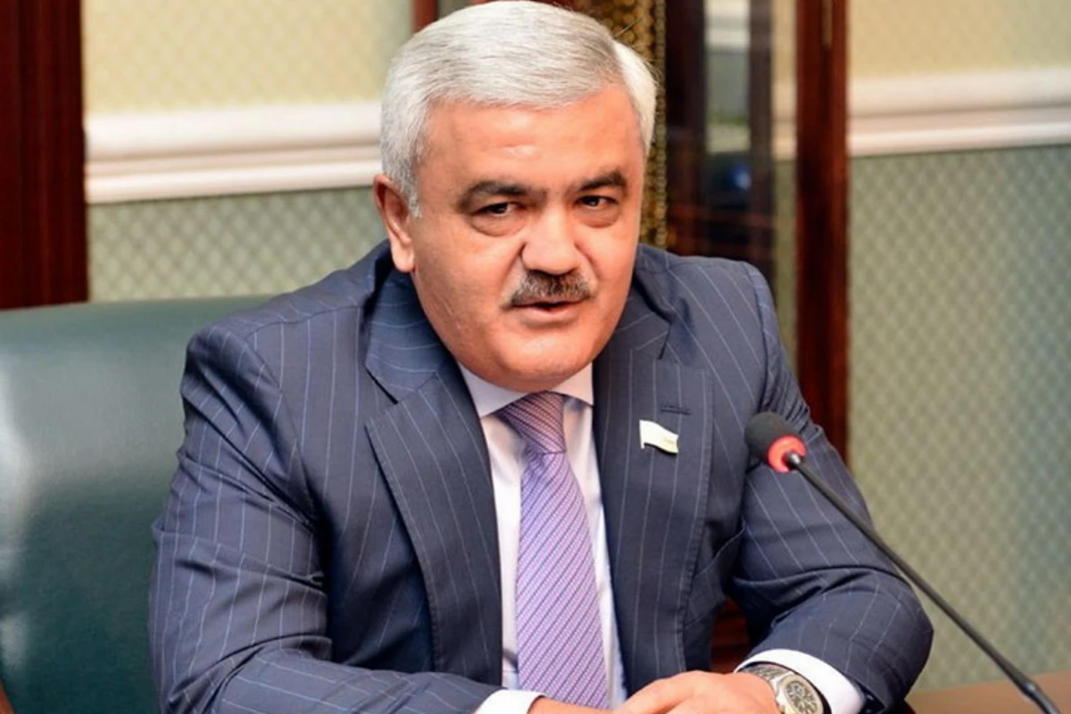 Ровнаг Абдуллаев провел рабочую встречу с главой Газпрома - ФОТО