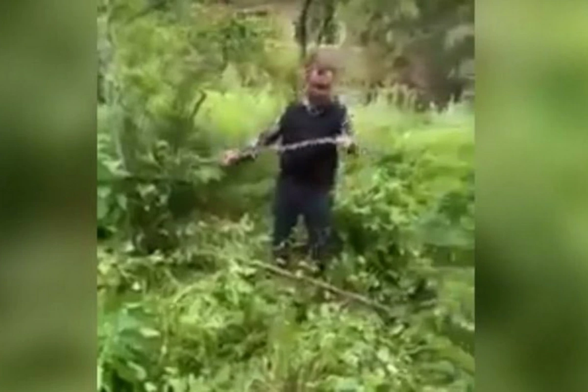 Житель города Шуша не смог сдержать слезы счастья, увидев родные края - ВИДЕО
