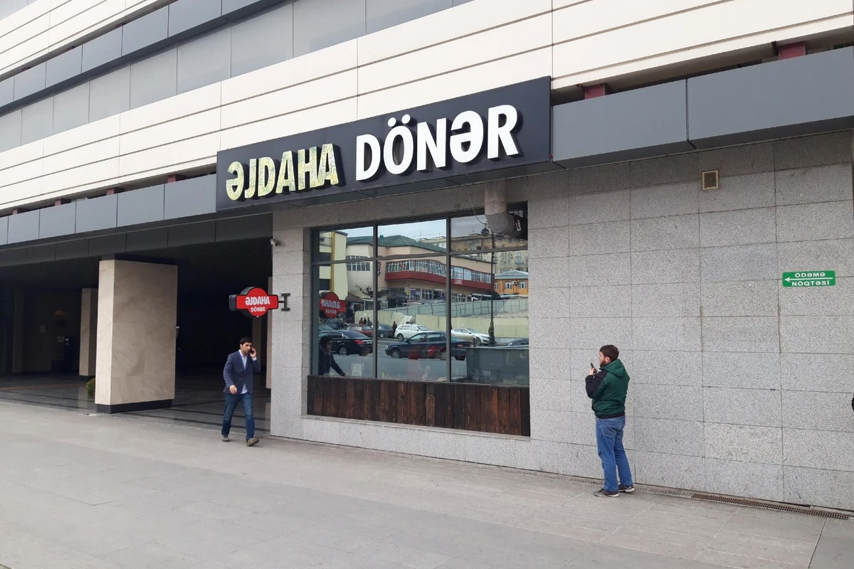 “Əjdaha” dönər və “Köz Halil Usta” restoranı da cərimələndi - SİYAHI “Əjdaha” dönər və “Köz Halil Usta” restoranı da cərimələndi - SİYAHI