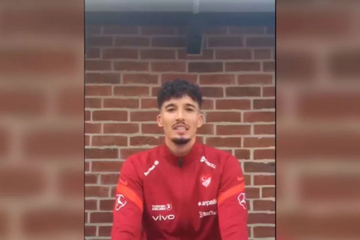 Türkiyəli futbolçulardan azərbaycanlılara MÜRACİƏT - VİDEO Türkiyəli futbolçulardan azərbaycanlılara MÜRACİƏT - VİDEO