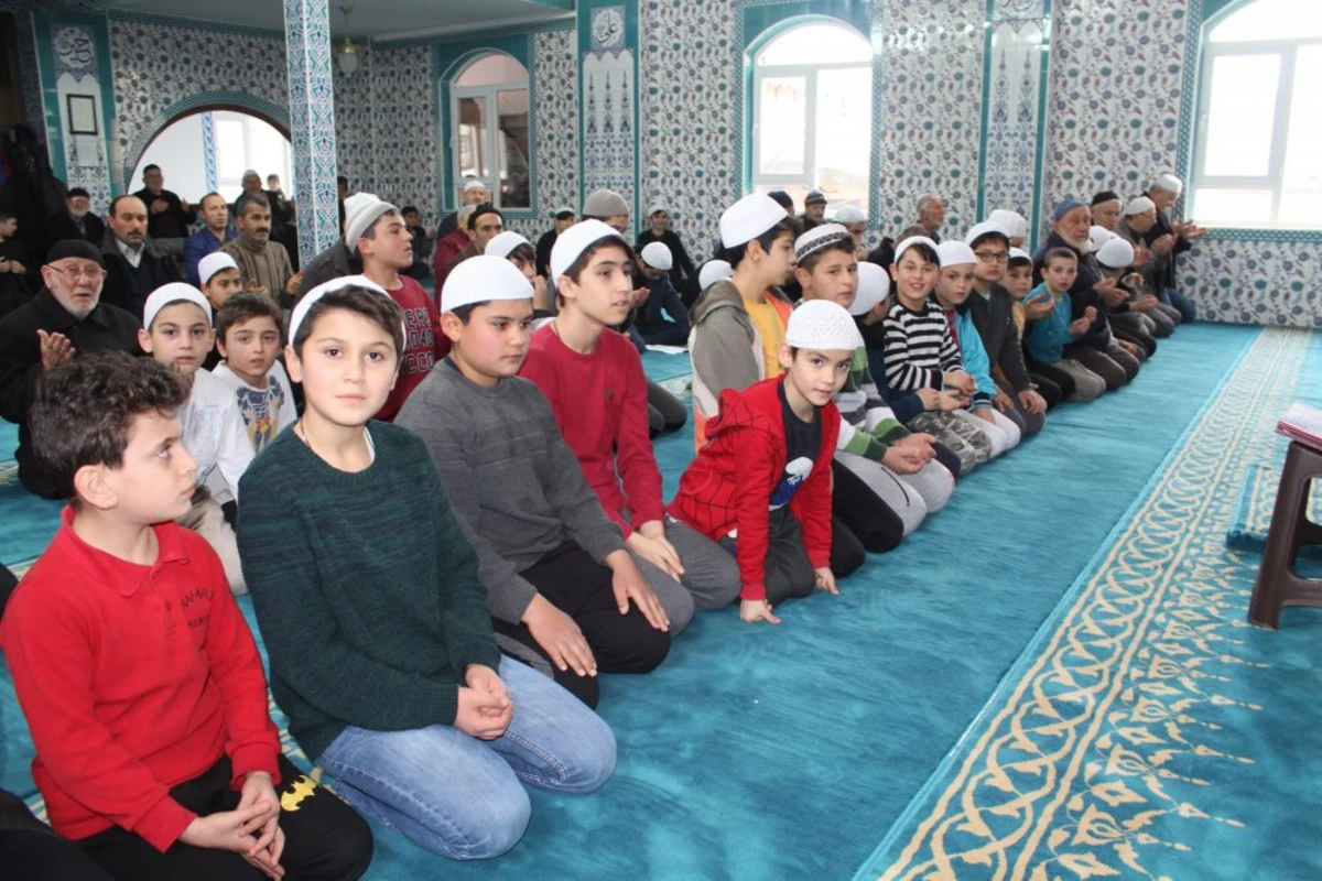 14 yaşa qədər uşaqlarla bağlı məscidlərdə tətbiq olunan qadağa LƏĞV EDİLDİ 14 yaşa qədər uşaqlarla bağlı məscidlərdə tətbiq olunan qadağa LƏĞV EDİLDİ