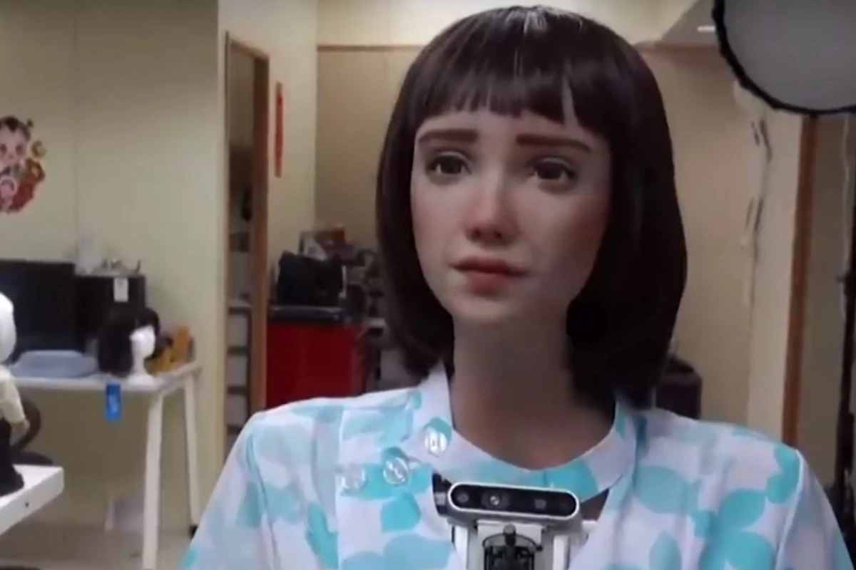 Koronavirus xəstələrinə qulluq etmək üçün robot yaradıldı - VİDEO Koronavirus xəstələrinə qulluq etmək üçün robot yaradıldı - VİDEO