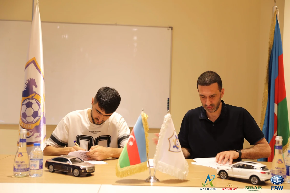 Millinin oyunçusu daha 3 il Qarabağda - FOTO