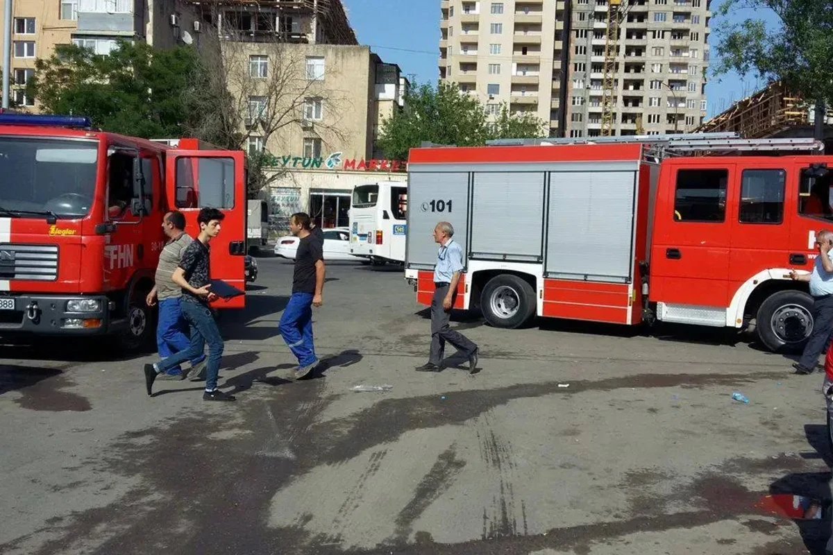Ev yanaraq kül oldu - FOTO