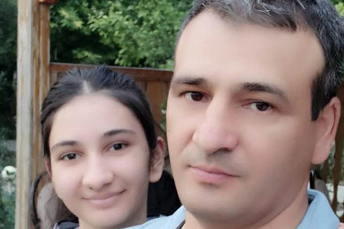 Polad Həşimovun qızı da məzun oldu - FOTO