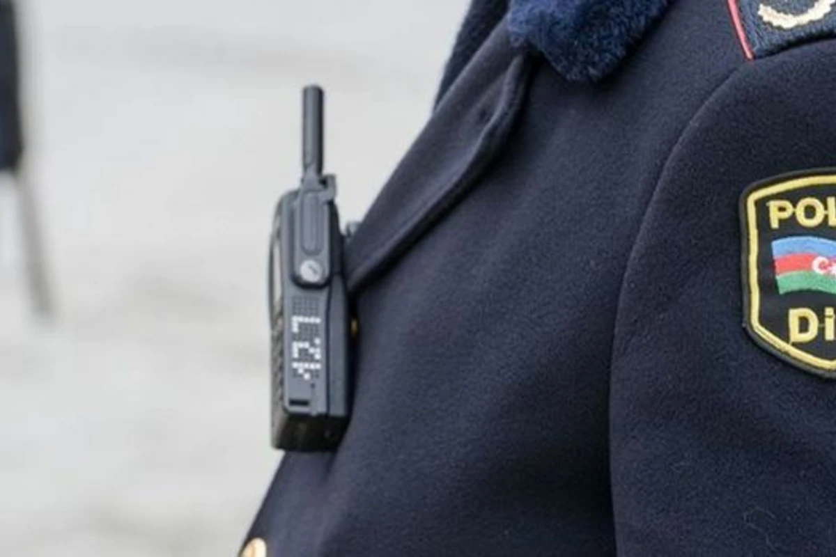 Ağsuda polis əməkdaşını avtomobil vurdu Ağsuda polis əməkdaşını avtomobil vurdu