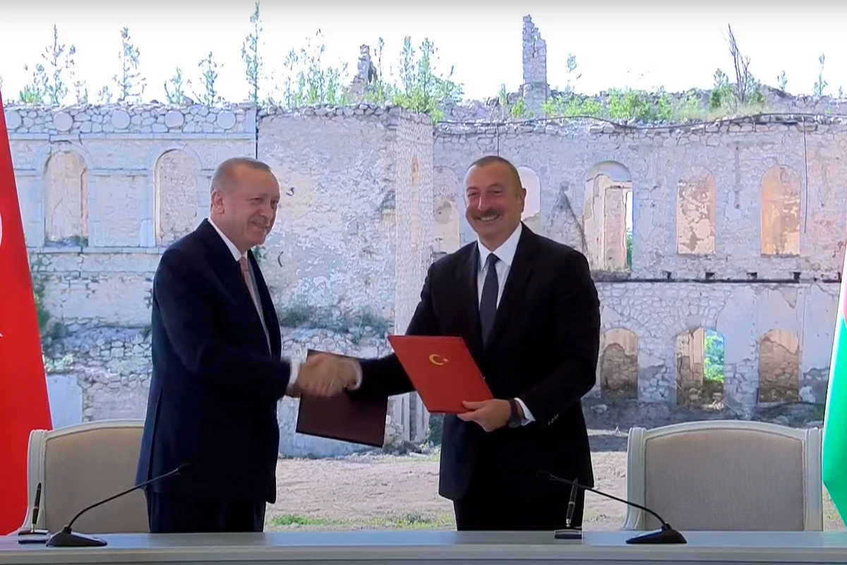 Şuşa Bəyannaməsi: Azərbaycan-Türkiyə münasibətləri ən uca zirvəyə yüksələrək yeni mərhələyə qədəm qoydu