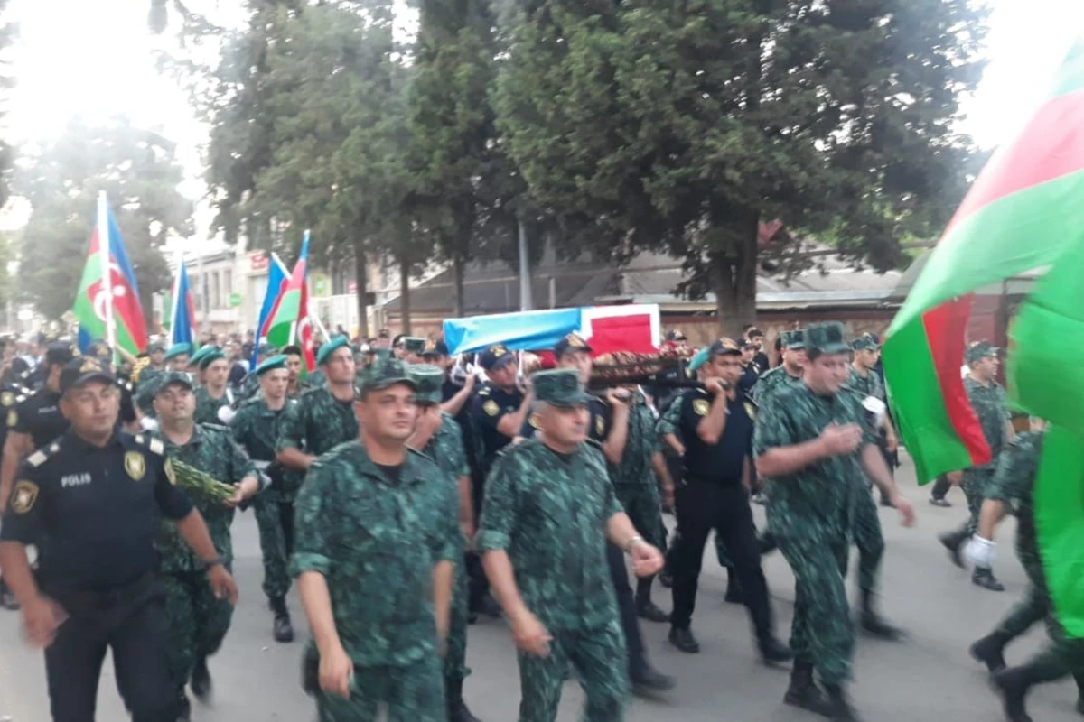 Laçında dünyasını dəyişən hərbçimiz dəfn olundu - YENİLƏNİB/ FOTO
