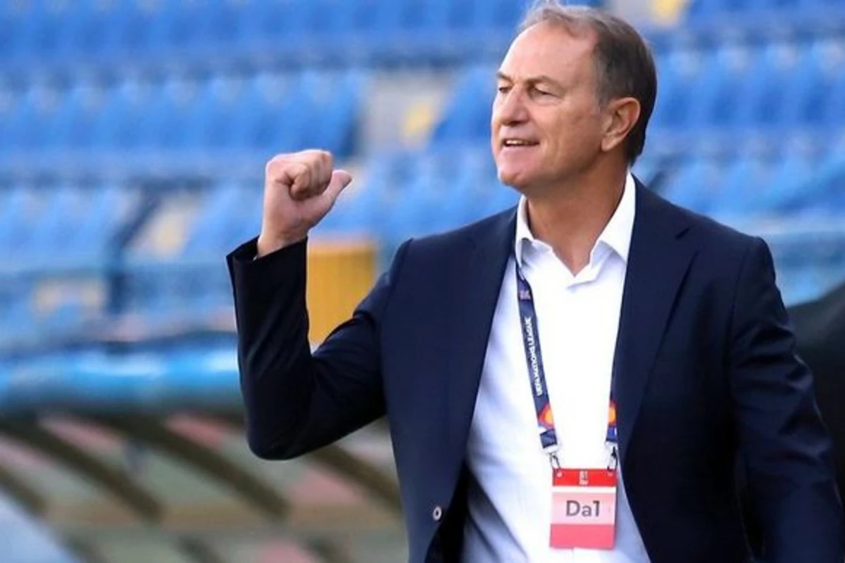 Canni De Byazi: “Neftçi”nin “Dinamo”nu keçəcəyinə ümid edirəm” Canni De Byazi: “Neftçi”nin “Dinamo”nu keçəcəyinə ümid edirəm”