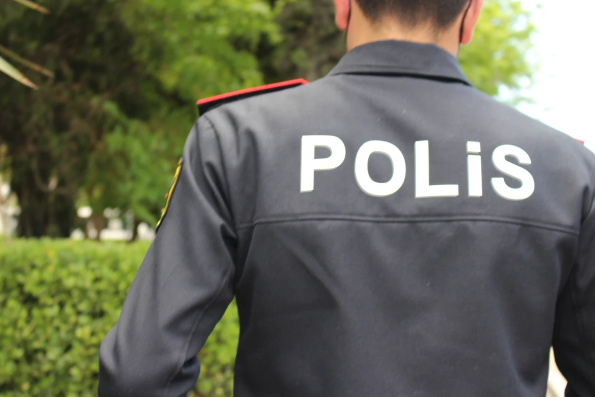 Polisin intihar etməsi ilə bağlı araşdırmalar aparılır