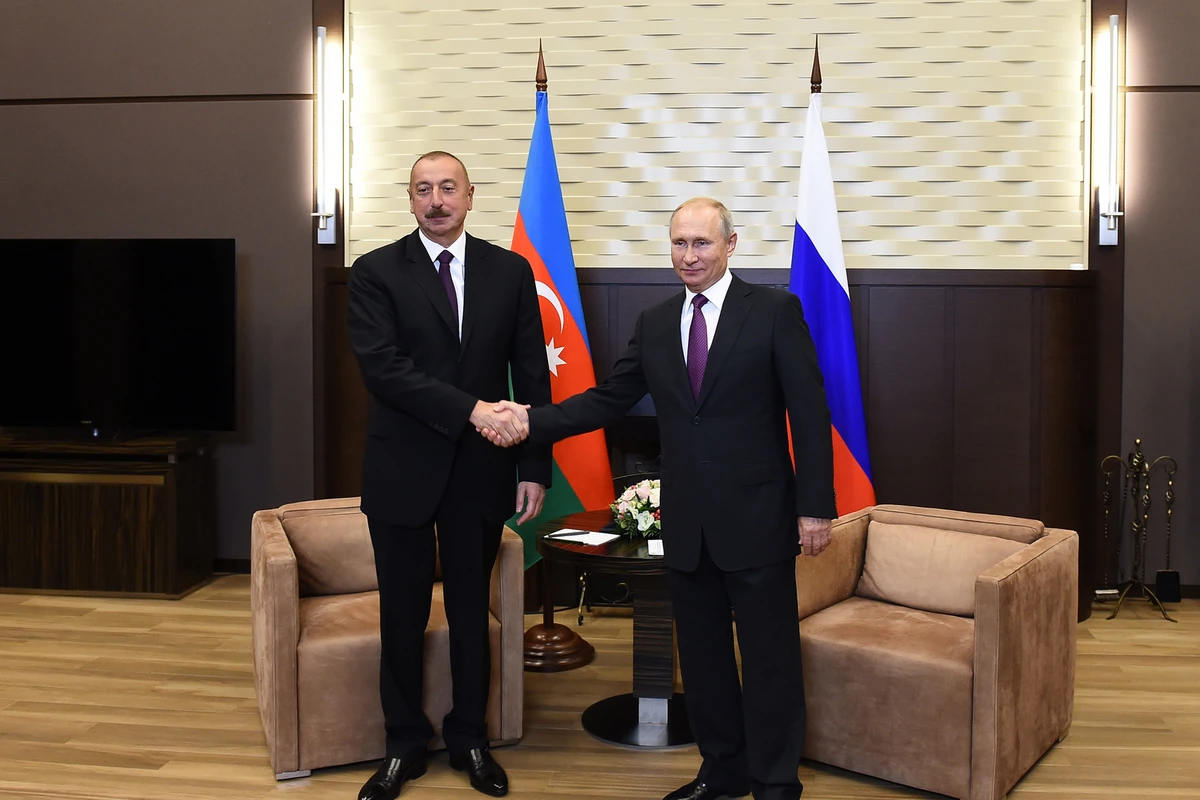 Состоялся телефонный разговор между Ильхамом Алиевым и Владимиром Путиным Состоялся телефонный разговор между Ильхамом Алиевым и Владимиром Путиным