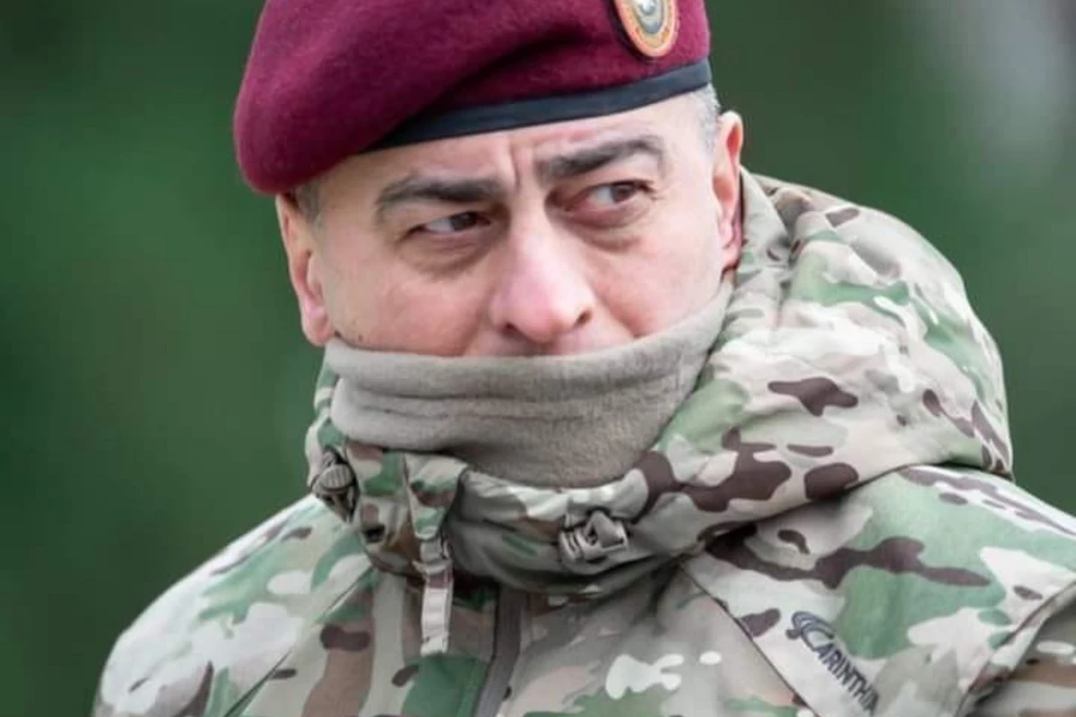 Prezident general Hikmət Mirzəyevi təltif etdi - SƏRƏNCAM