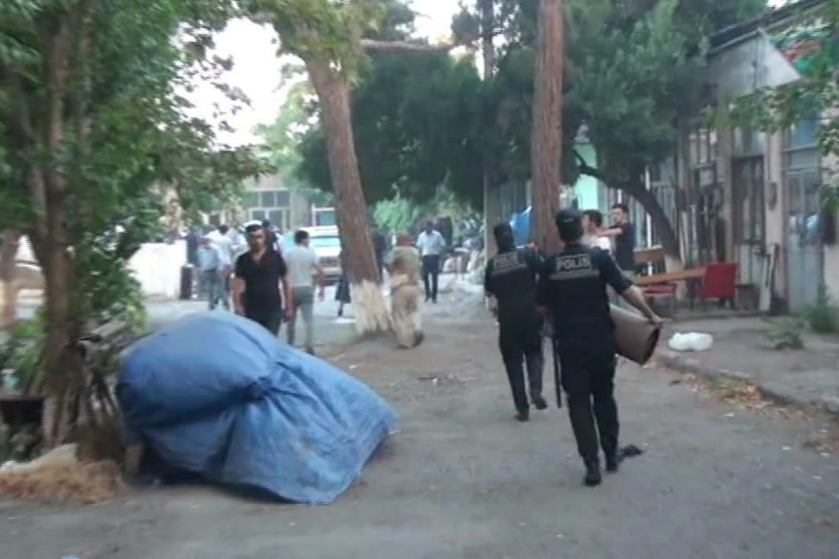 İmişlidə yanğın zamanı 5 polis əməkdaşı zəhərlənib - FOTO
