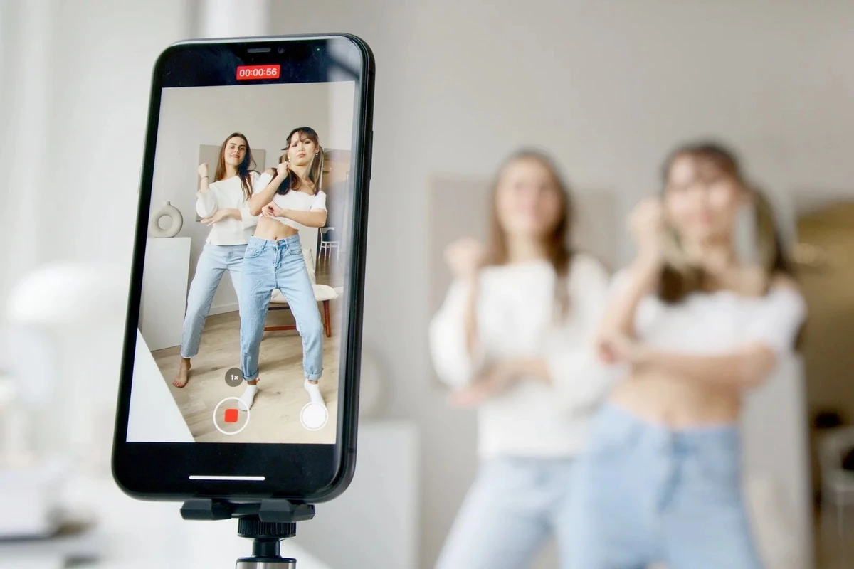“TikTok”la bağlı insanları narahat edən İDDİA - 1,7 min videoda ortaya çıxdı “TikTok”la bağlı insanları narahat edən İDDİA - 1,7 min videoda ortaya çıxdı